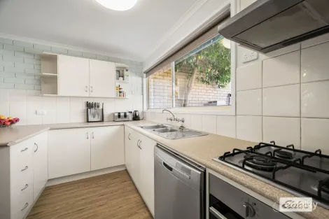 Property photo of 8/429 Griffith Road Lavington NSW 2641