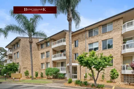 Property photo of 22/7 Mead Drive Chipping Norton NSW 2170