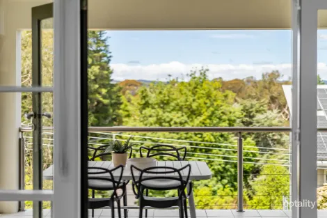 Property photo of 35 Wattle Tree Road Bridgewater SA 5155