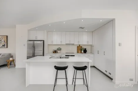 Property photo of 35 Wattle Tree Road Bridgewater SA 5155