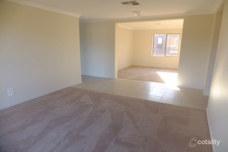 Property photo of 2 Sturt Place Thurgoona NSW 2640
