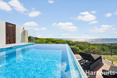 8 Serrata Way, Halls Head, WA 6210