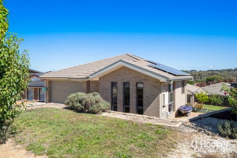 Property photo of 18 Anakie Court Ngunnawal ACT 2913