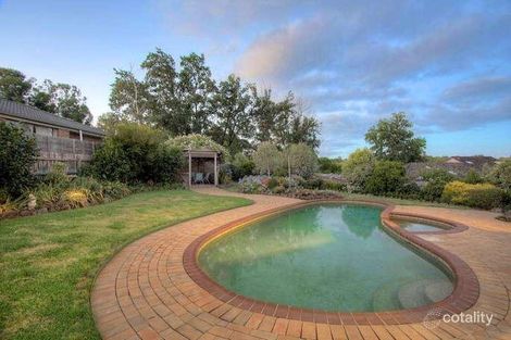 Property photo of 13 Sumner Court Berwick VIC 3806