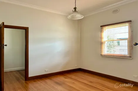 Property photo of 79 Manifold Street Camperdown VIC 3260