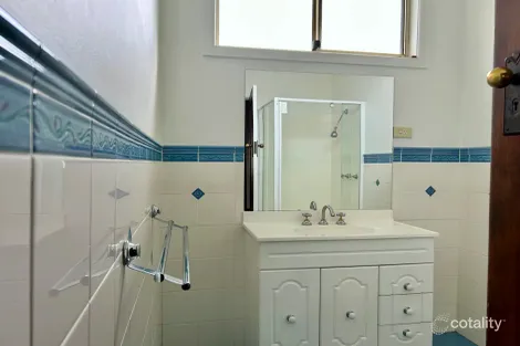 Property photo of 79 Manifold Street Camperdown VIC 3260