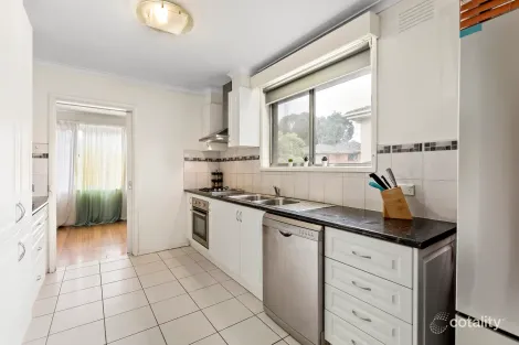 Property photo of 1/120 Huntingdale Road Mount Waverley VIC 3149