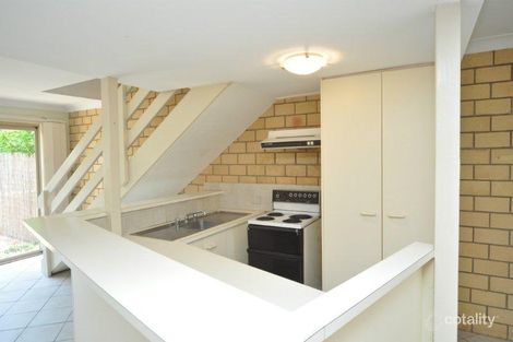 Property photo of 23/81 Olsen Avenue Labrador QLD 4215