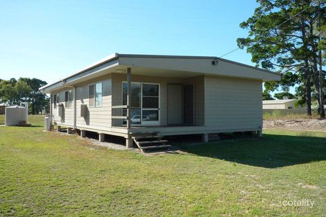 Property photo of 4 Jacaranda Court Woodgate QLD 4660
