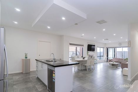 Property photo of 45 Sustainable Drive Craigieburn VIC 3064