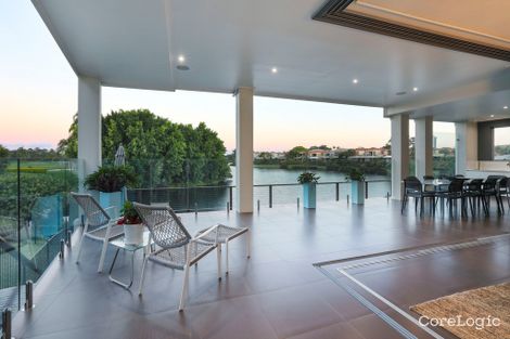 9/145 Palm Meadows Dr, Carrara, QLD 4211