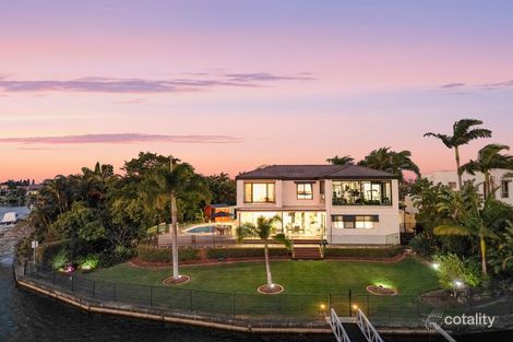 Property photo of 2122 Fernlea Close Hope Island QLD 4212