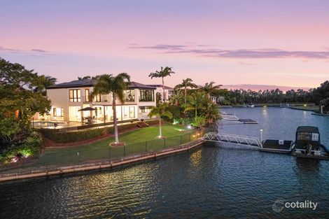 Property photo of 2122 Fernlea Close Hope Island QLD 4212