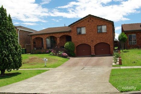 7 Kingfisher Ave, Bossley Park, NSW 2176