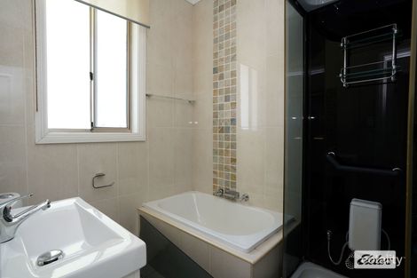 Property photo of 10 Cedar Crescent Griffith NSW 2680
