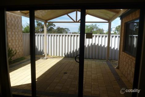 Property photo of 2/31 Marriot Street Cannington WA 6107