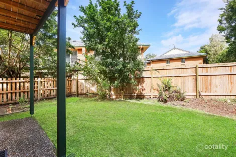 Property photo of 2/88 Old Coach Road Mudgeeraba QLD 4213