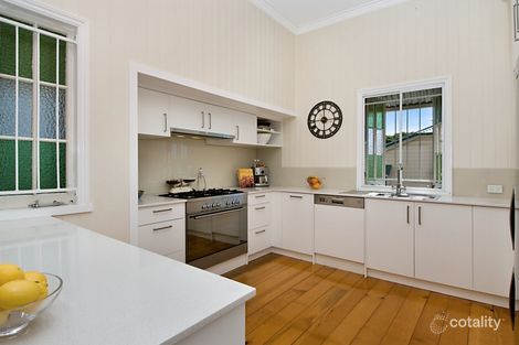 Property photo of 2 Meecham Street Grange QLD 4051