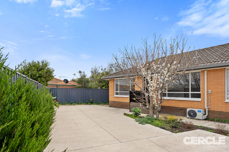 3/2 Almond Ave, Brooklyn, VIC 3012