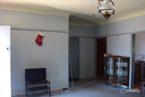 Property photo of 2 West Street Trundle NSW 2875