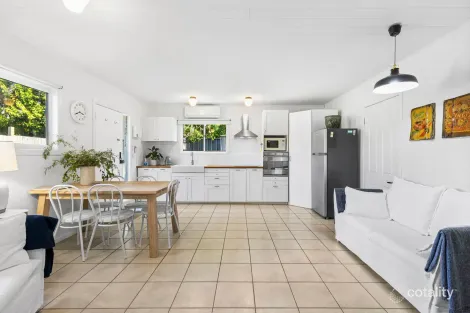 12 Gilmour Lane, Southport, QLD 4215