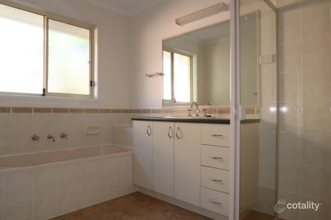 Property photo of 18 Morning Close Point Cook VIC 3030