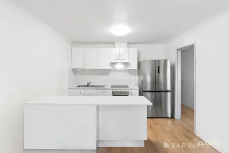 Property photo of 3/12 Manly Street Werribee VIC 3030