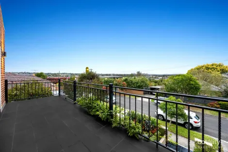 Property photo of 2 Gilbert Street Bulleen VIC 3105