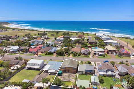 Property photo of 114 Caves Beach Road Caves Beach NSW 2281