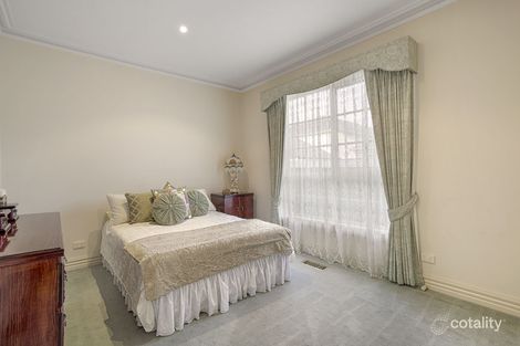 Property photo of 34 Botanic Drive Hillside VIC 3037