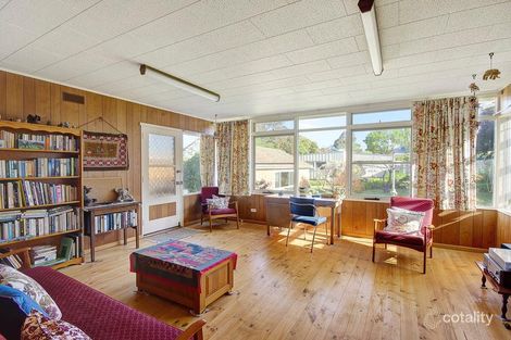 Property photo of 2 Findlay Grove Belmont VIC 3216