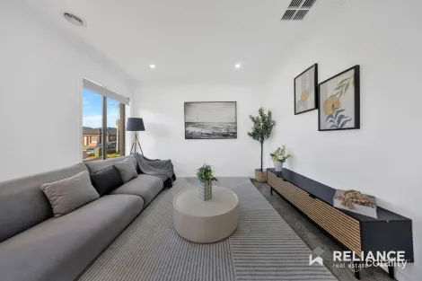 Property photo of 6 Florid Circuit Tarneit VIC 3029