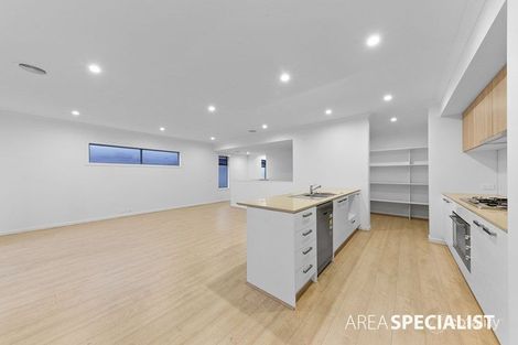 Property photo of 8 Merlin Street Craigieburn VIC 3064