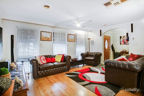 Property photo of 2 Prince Crescent Seaford VIC 3198