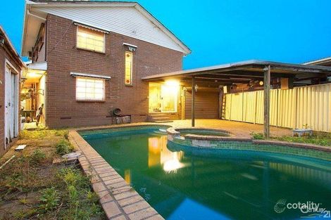 Property photo of 16 Hedgeley Road Keysborough VIC 3173