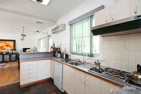 Property photo of 23 Lucerne Grove Findon SA 5023