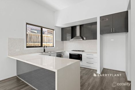 Property photo of 11 Prospect Way Officer VIC 3809