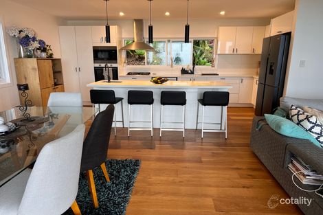Property photo of 25 Lindley Avenue Narrabeen NSW 2101
