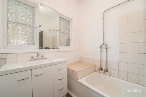 Property photo of 5 Begonia Street Box Hill South VIC 3128