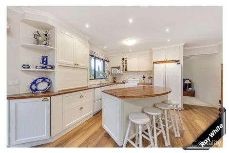 Property photo of 4 Rolfe Place Queanbeyan West NSW 2620