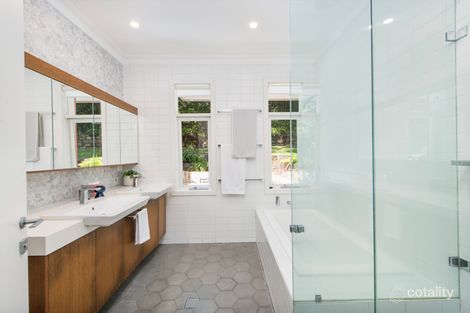 Property photo of 20 Rembrandt Drive Middle Cove NSW 2068