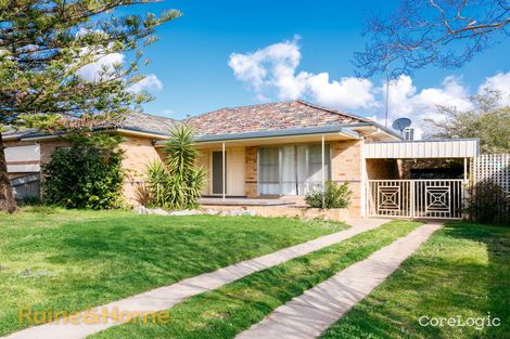 Property photo of 10 Walteela Avenue Mount Austin NSW 2650