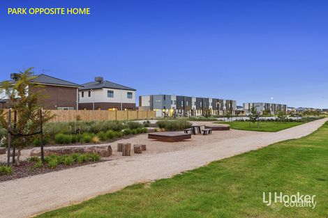 Property photo of 25 Creston Street Point Cook VIC 3030