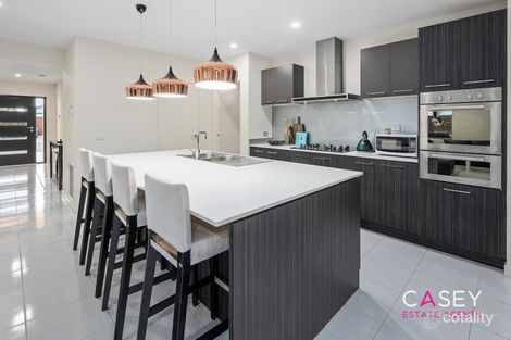 Property photo of 45 Mickleham Drive Cranbourne North VIC 3977