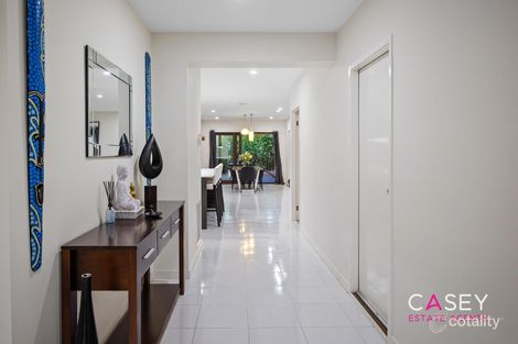 Property photo of 45 Mickleham Drive Cranbourne North VIC 3977