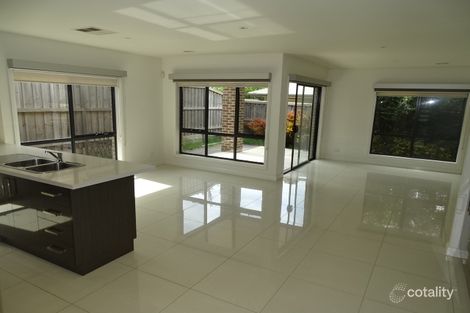 Property photo of 8 Fraserburgh Crescent Greenvale VIC 3059