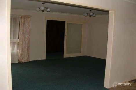 Property photo of 8 Warrina Court Burwood East VIC 3151