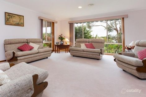 Property photo of 17 Samuel Close Mount Martha VIC 3934