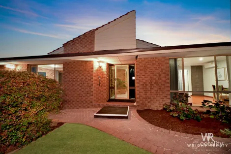12 Comstock Way, Woodvale, WA 6026