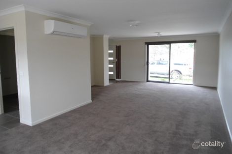 Property photo of 31 Venezia Promenade Greenvale VIC 3059